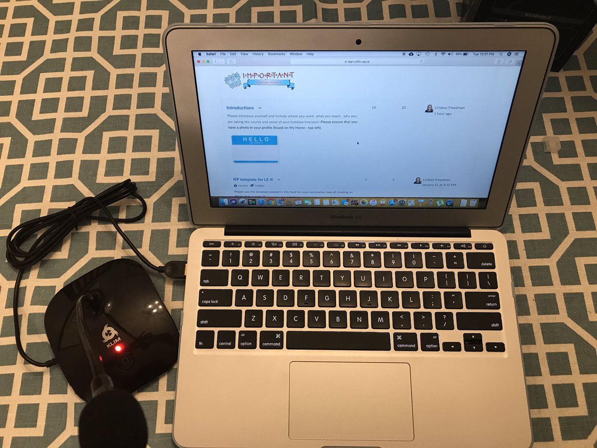 MissLFreedman's tweet image. Watch out! I bought a microphone and I’m taking making screen recordings very seriously! Taking my #etfoaq course to a new level this term! #TeacherGoals #DifferentiatedLearning @etfoaq