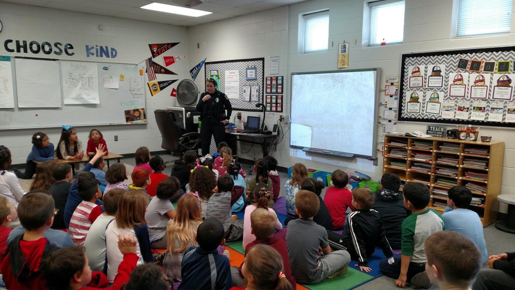 Last week Officer Kern came and talked to second grade about safety tips as well as read Officer Buckle and Gloria. #EnterpriseEagles