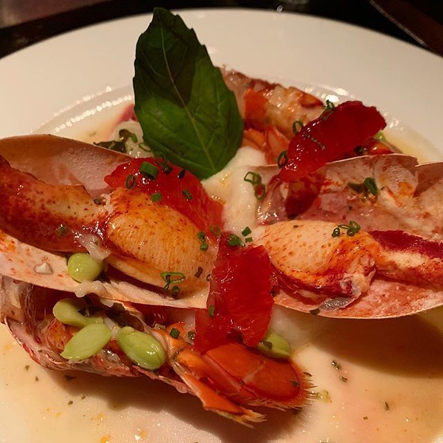 MsAshleyStoltz's tweet photo. Took pops out. We’re eating good all 2019 😋🥂 @garydankosf https://t.co/NtEWQ2dg2X https://t.co/A4eKs5vv96
