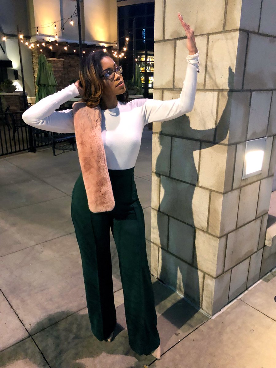 phenomenallybri's tweet photo. Alpha Woman π #AKA1908 #111YearsOfServiceToAllMankind https://t.co/sCa8dGNd29