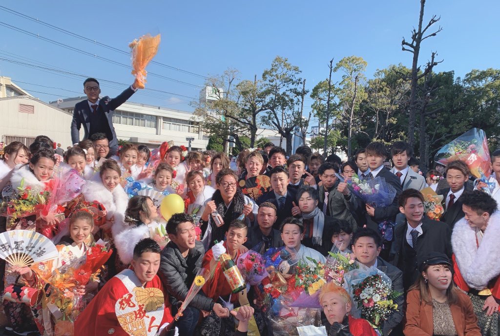 法村 翼 平成最後の成人式 も一回やってもいいかなぁ 泉ヶ丘東中学校 写真おくれ 先輩方々ありがとうございました 和海 幹事ありがとう おかげで 最高の成人むかえれました とりあえず もー全員 ありがとう T Co Vsozuxp7ax Twitter