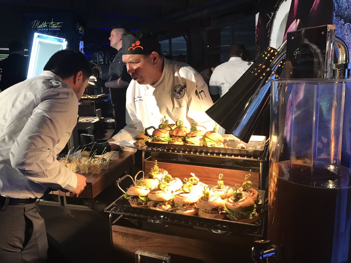 MorrisonLiving's tweet photo. We’re in Dallas, TX today for the first #CompassCCC of the year! The #MCL team rocked the event with some tasty bites! #enrichinglives #foodie @compassgroupusa https://t.co/m0e1cl9vPS