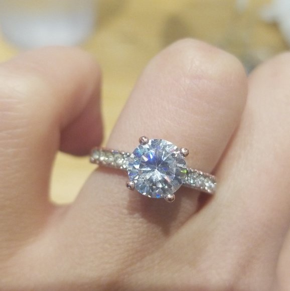 wardrobechanges's tweet image. So good I had to share! Check out all the items I'm loving on @Poshmarkapp #poshmark #fashion #style #shopmycloset #stradivarius #coach: bnc.lt/focc/HqJ9PTw1vT