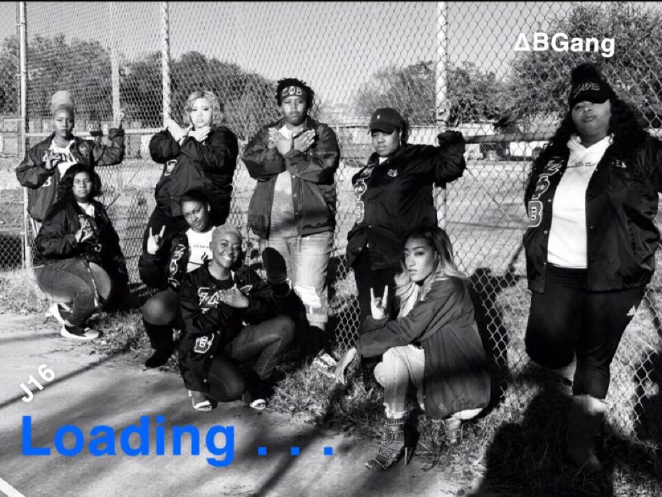 tynottye's tweet image. make room for the FINEST 🤫💙
#J16 #FINERtakeover #ZetavsEVERYBODY #1920 #DeltaBeta #FVSU