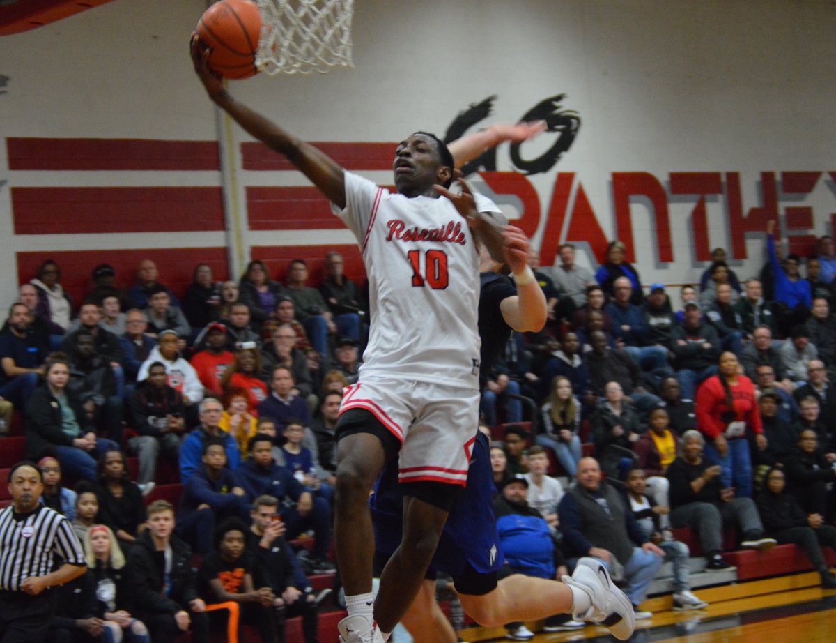 statechampsmich's tweet photo. BOYS BASKETBALL: @RHSBasketball1 knocks off No. 7-ranked @Dakota_Bball to tie up @MACSports1986 Red title chase >> https://t.co/RdYoiBBhgd

@Dakota_Cougars @RHS_Panthers  @coach_niz @lazell24judge @clutch__j @313tell5 @tndo_05 @Espnzae_3 @deshaunwright13 https://t.co/jD0YSkQRjq
