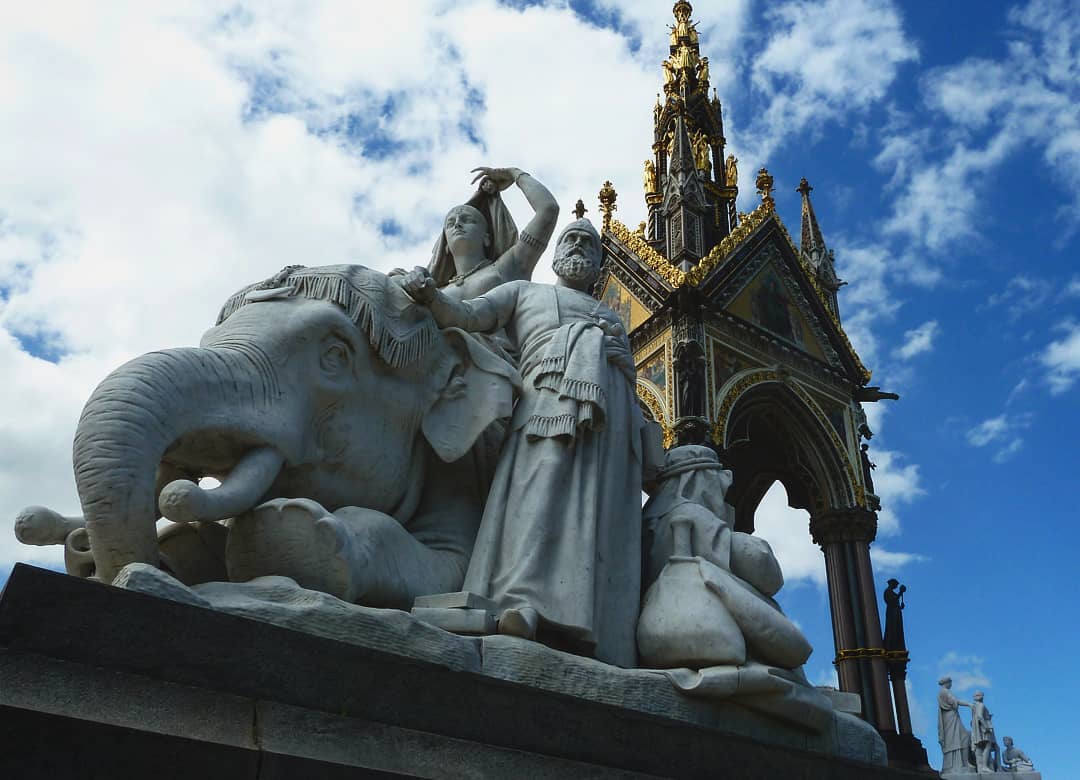 Location : Albert Memorial, London
#london #england #travelblog #vacation #vacay #travel #exploring #travelblogger #TTOT #holiday