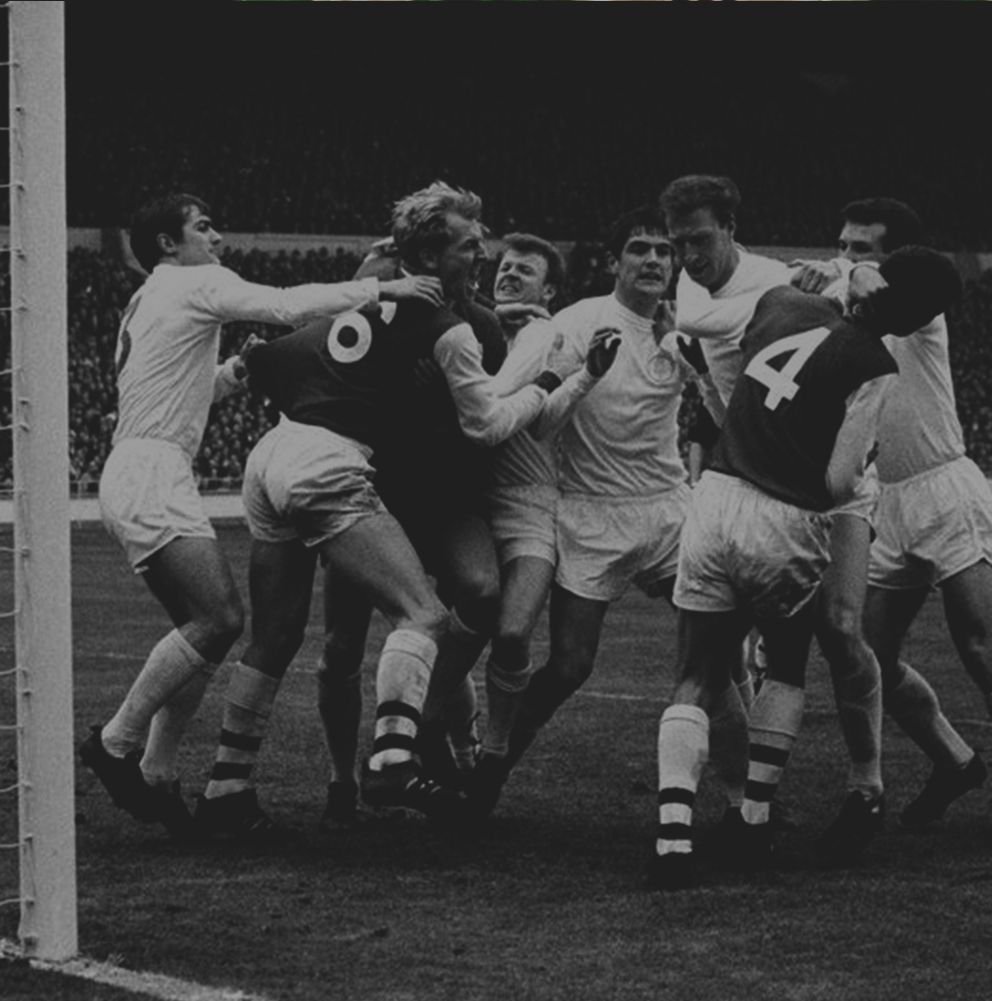 Leeds Utd involved in an old-fashionedfootball brawl.
.
.
.
#fight #brawl #Leeds #blackandwhite #oldschool #England