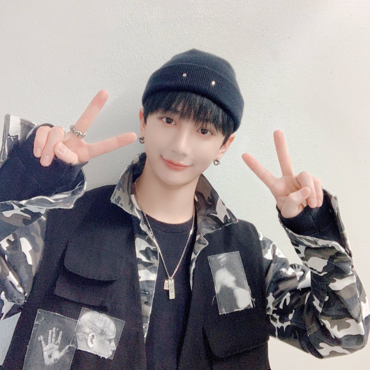 Official_SKYE_'s tweet photo. [#데일리_인투잇] 재미가 쑥쑥 늘어가는 줄 알았더니, 영어 실력도 쑥쑥 늘어가는 인표, 인호 였습니다잇! ♪(๑ᴖ◡ᴖ๑)♪
K-POPPIN’ 다음 주 수요일 오후🕐도 놓칠 수 없죠💓
인투유 여러분, 본방사수📻 함께 해주세요!

#IN2IT #IN2U https://t.co/8cxE8V3FWk