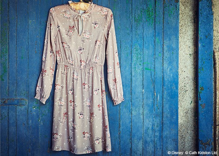 M Cath Kidston ワンピース ドレス ディズニー シャード バンビ ドレス バンビローズ 12 960 税込 カラー ベージュ系 サイズ 8 素材 レーヨン100 原産国 中国 T Co 2gzxnvbnas Twitter