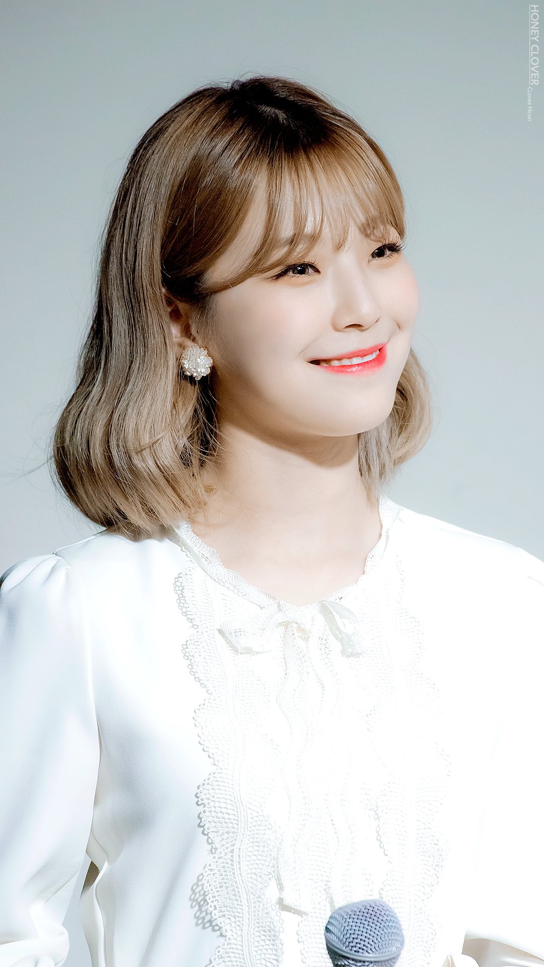 DxAzcMrVsAILENs.jpg:large