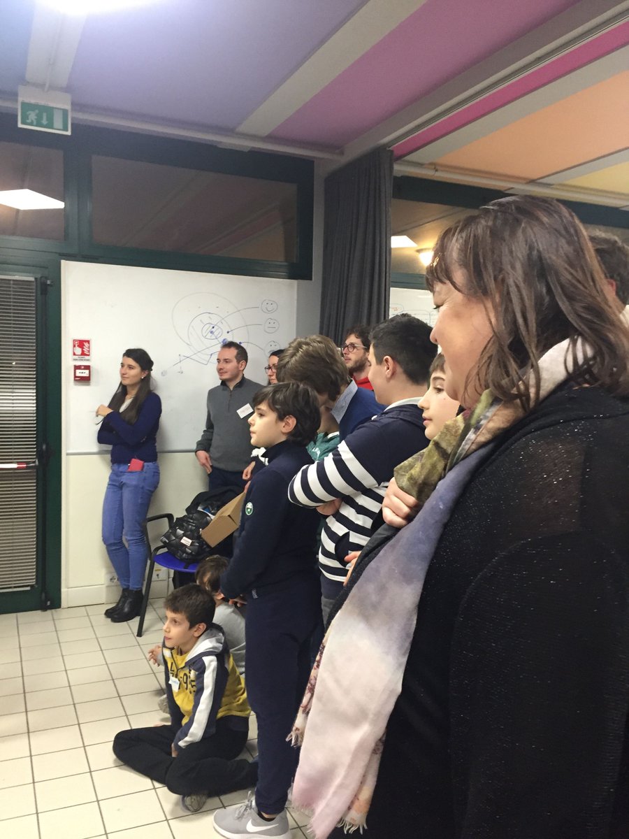 coderdojopd's tweet image. e ora ... vediamo le presentazioni
#CoderDojoPD #TalentLAB