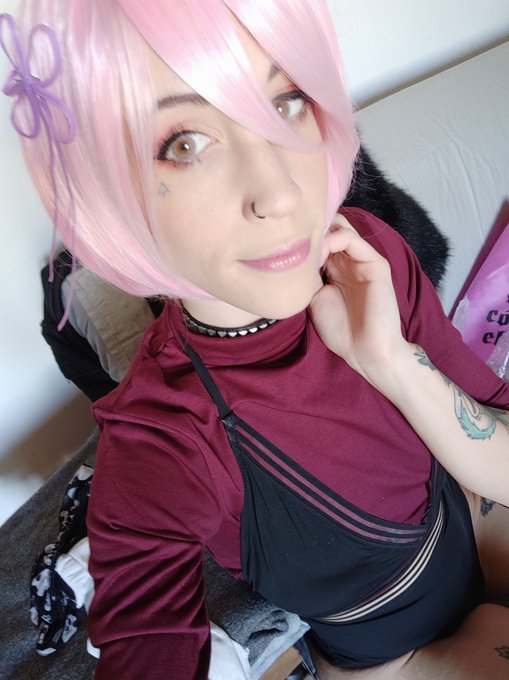 Doing Cutie things with @silviarubix  💜 https://t.co/8shKMPfDih<a class="tags" href="/tag/silviarubix">@silviarubix</a>