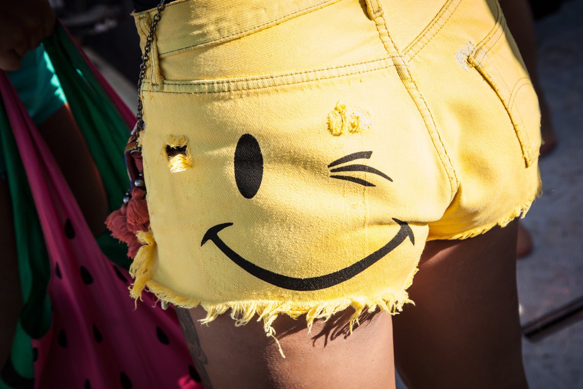 bp_ibiza's tweet photo. Don't worry, be happy 🌈😎 #dontworrybehappy https://t.co/OoOsKefYw5
