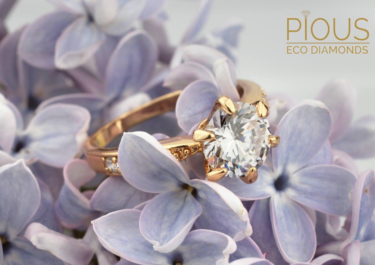piousdiamonds's tweet photo. 😍Beautiful Diamond Ring💍
💎 CVD Diamond Ring💎

For Details:
Whats app: +91 8291330712
Call: +91 9819727098
Email: piousdiamonds@gmail.com

#cvd #cvddiamond #labgrowndiamond #diamond #ring #diamondring #sparkling #beautiful #jewellery #finejewellery
#piousecodiamond #India https://t.co/mPC8PUW7m8