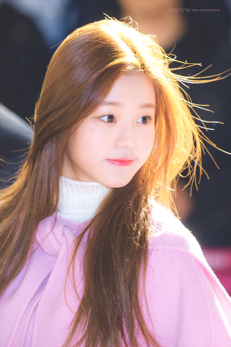 wonyoungpics's tweet photo. 190116 © one&amp;one https://t.co/L7h4cRvpB8