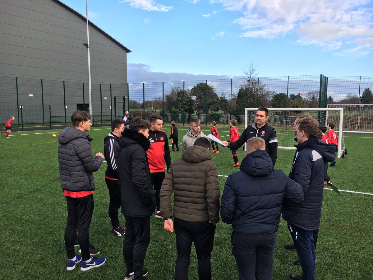UoGSport's tweet image. A big welcome to @CTFCofficial today as they host the boys primary school festival, all supported by our student football activators 👌🏻 With a total of 7 teams competing for the number one spot...Good luck to all🏆 #FAUniversityGrassrootsHubs #CTFC #StudentWorkforce