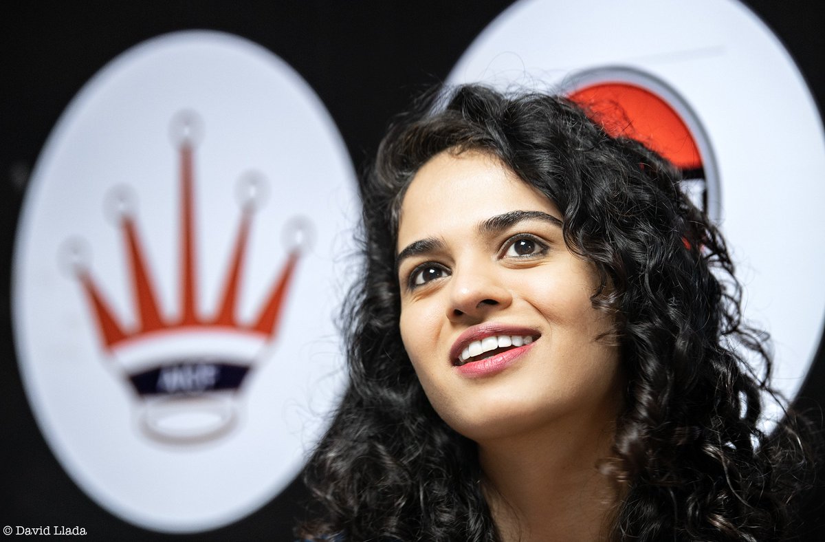 delhichess's tweet photo. IM @TaniaSachdev was the star visitor yesterday at the #DelhiChessOpen, where she offered a simul exhibition.

📸: @davidllada https://t.co/MB0EWqEVuG
