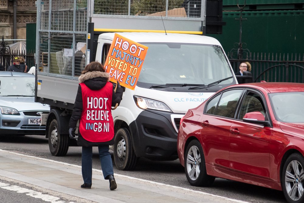 boxerrising's tweet image. Just a few pictures from the scenes at Westminster yesterday before the historic #brexit vote.  #photocreditjhayward