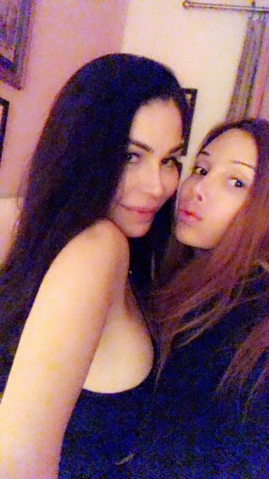 Miss you already, and haven&rsquo;t even left yet #Chicago until tomorrow. #Chicago &hearts;️ https://t.co/jSYGjf<a href="/tag/chicago"class="tags">#Chicago</a>