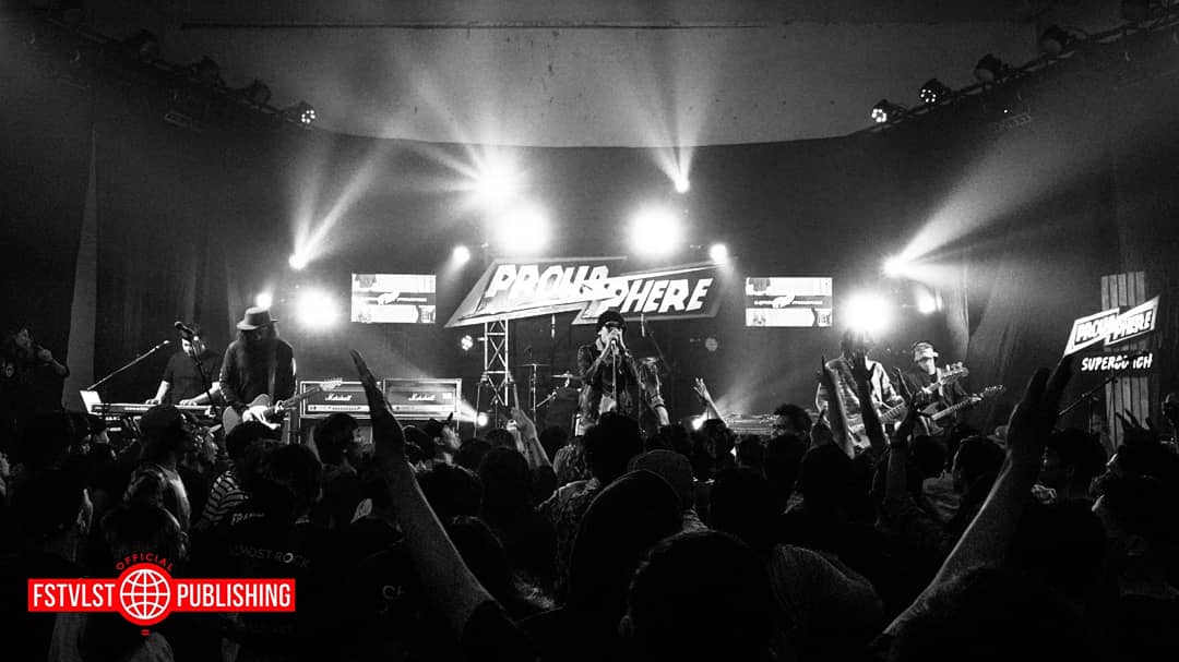 FSTVLST's tweet photo. menutup untuk first batch, almost tour barely trip with #proudphere, here's wonosobo.
dokumentasi lain, silakan menuju akun instagram kami. terima kasih wonosobo, sampai jumpa kota-kota tak terduga berikutnya~ https://t.co/MXCW9zgEng