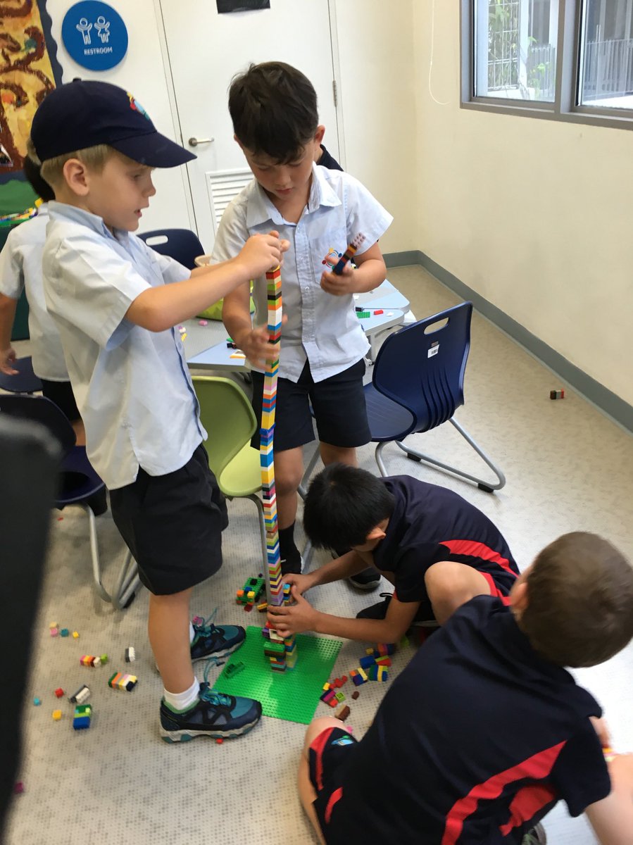 MsBMcLure's tweet photo. Builders of tomorrow enjoying LEGO ECA #GEMSinspire #GEMS_Singapore https://t.co/UcovmgUIEt