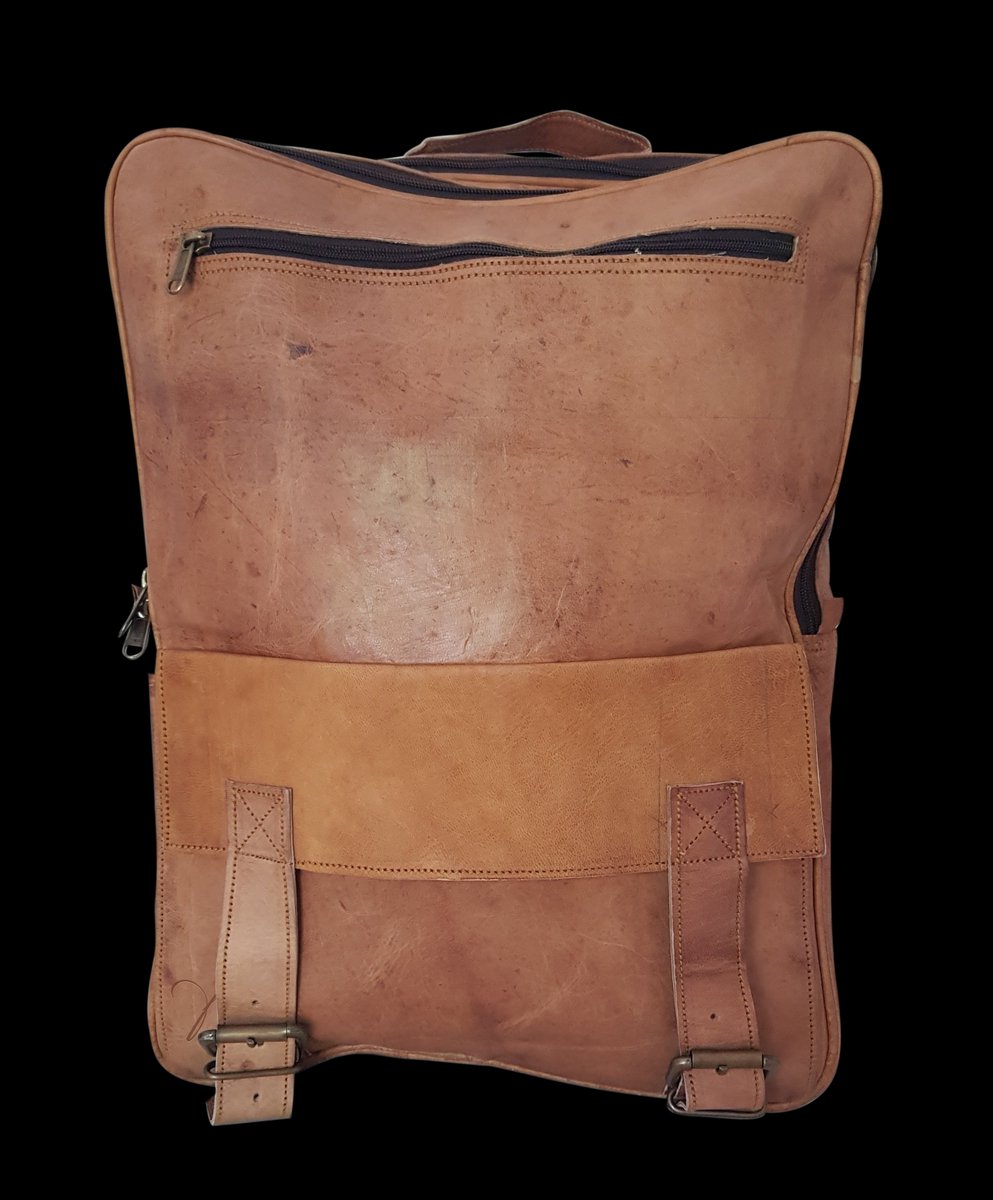 FioreSAfrica's tweet photo. Spoil yourself, spoil your friends, spoil your favourite person with beautiful genuine leather bags! 

BROWSE ONLINE
https://t.co/3h0HL8LGBh
#Fiore #FioreSouthAfrica #RawLeather #Bags #Genuineleatherbags https://t.co/kFYIXdLTnW