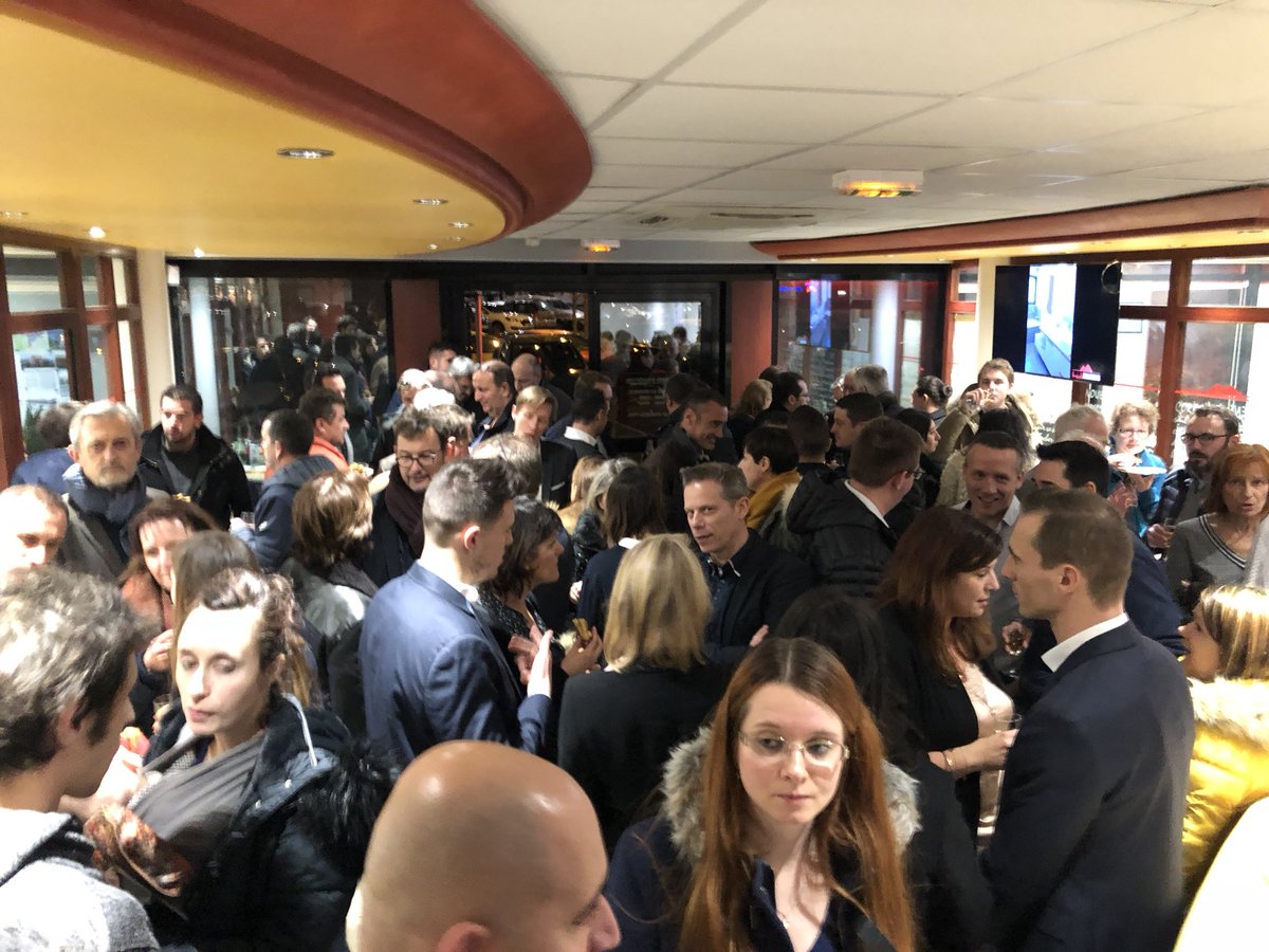 Beaucoup de monde pour notre traditionnelle Galette des Rois ! Clients, partenaires industriels et bancaires, institutionnels, artisans, aménageurs fonciers, notaires, ... un grand MERCI aussi à nos collaborateurs pour leur aide à l’organisation. <a href="/Tradimaisons/">Tradimaisons</a> @LCAFFB #batiment