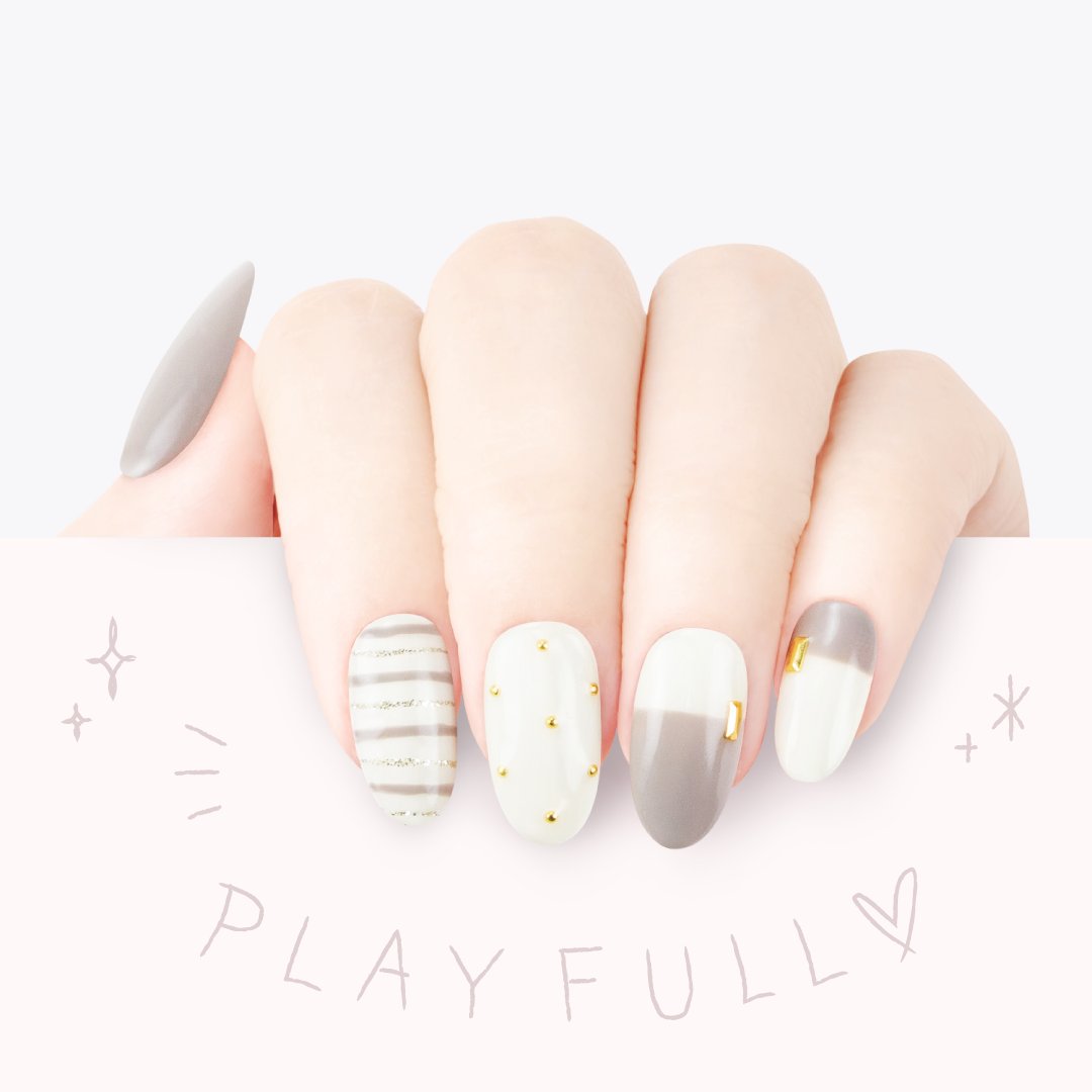 Jellynail ジェリーネイル 公式 على تويتر Newネイルデザイン 二色のラインでシンプル可愛い ラインアートネイル をご紹介 初心者でも簡単な落ち着きのあるオシャレな指先に変身 詳しい作り方は公式サイトで公開中です T Co 17obqtigyi