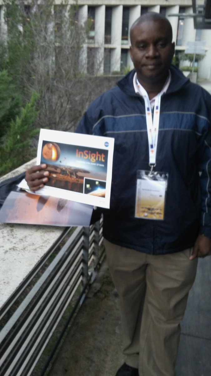 mannocarline's tweet photo. Participation à Valbonne, Nice au séminaire sur InSight, le projet de la NASA sur Mars https://t.co/94ISfRJsqC