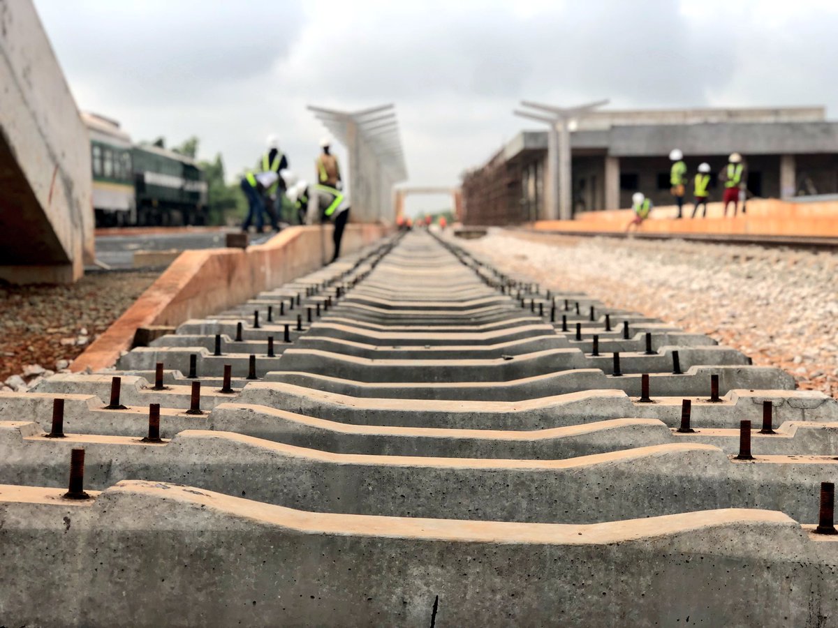 t0sinadeda's tweet photo. The Agbor, Delta State end of the ITAKPE-AJAOKUTA-WARRI rail line.
Agbor is home to the Railway Yard (Maintenance, Storage, Communications) and also home to the biggest station on the line (under construction) #RailUPng #ItakpeWarriRail #Yearofinfrastructure https://t.co/kt2DJwDNd7