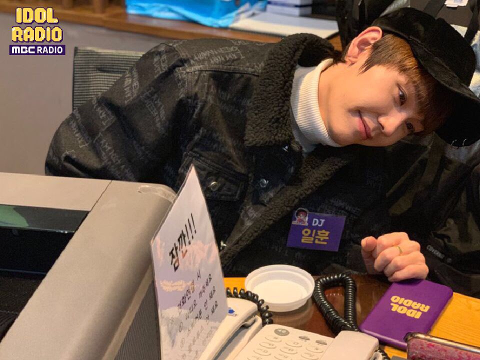 idolradiokorea's tweet photo. 지켜보고 있다 문빈아,,,
아스트로 컴백 축하합니다🥳🎉🎉🎉

#아이돌라디오 #IDOLRADIO #비투비 #정일훈 #룽디 #ASTRO #다음주에만나요 https://t.co/JNSfDpEaSy