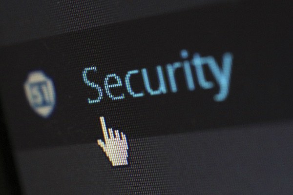 🔐 #cybersécurité - Sondage <a href="/opinionway/">OpinionWay</a> pour le <a href="/CESIN_France/">CESIN</a> : les entreprises toujours en quête urgente de cyber-résilience !

📰 bit.ly/CyberSecCesin
📲 Le Barometre annuel: bit.ly/BaroCyber
🧐 More: bit.ly/OSecu

⚡️ v/ <a href="/Alliancy_lemag/">Alliancy Le Mag</a>
#cyberattacks #Cloud