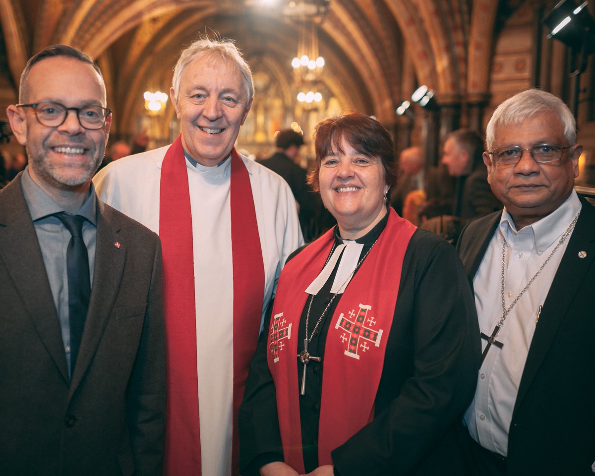 MethodistGB's tweet photo. While the Brexit debates last night continued, the Methodists held their annual parliamentary covenant service, attended by 200 MPs, Members of the House of Lords and Methodists from across the country.
https://t.co/DEdJ6IuHSU https://t.co/lsTNjHmWZy