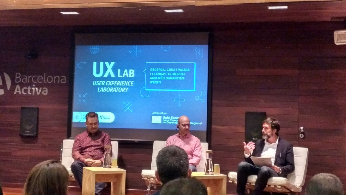 davsigner's tweet image. Talking with @jboogie &amp;amp; @torresburriel at @barcelonactiva on the #uxlab presentatiom 

#ux