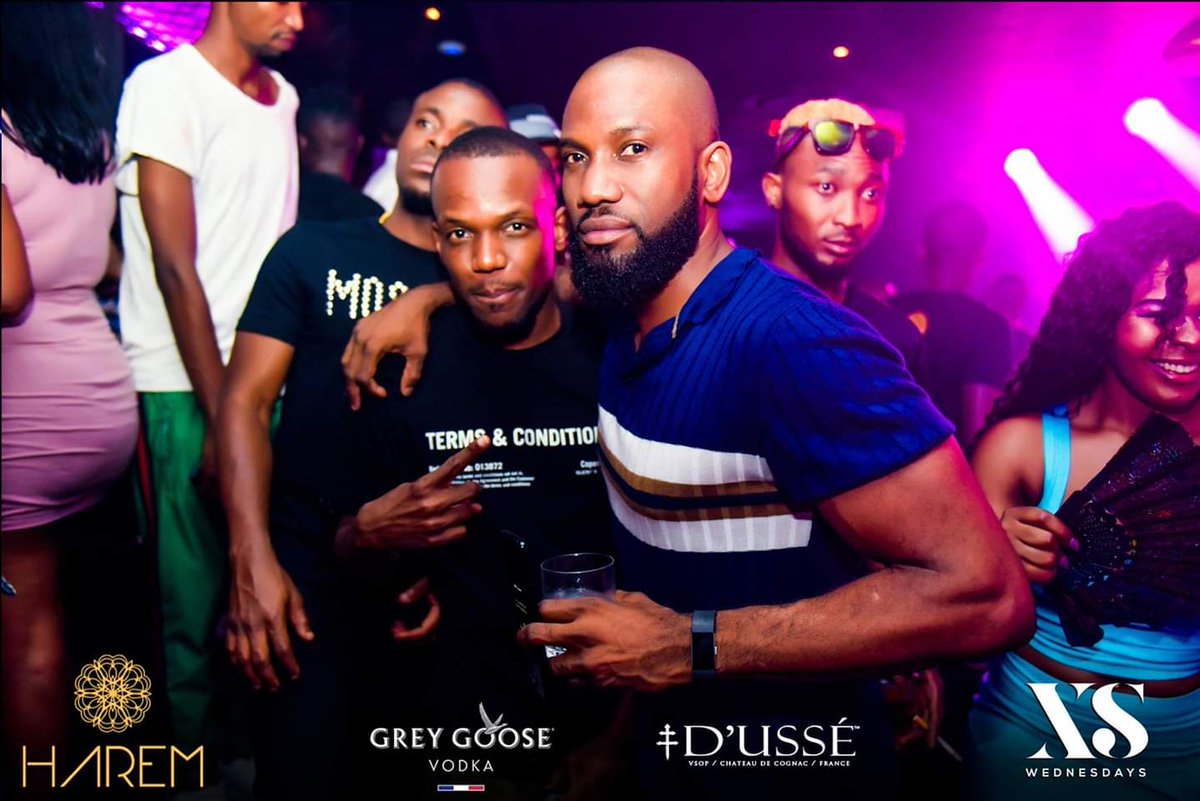 Liihlendimande's tweet photo. Mr the Lick @yemikwaku 😝are we doing shots tonight????
Y'all know #XSWEDNESDAY is brought to you by @yemikwaku 💃you can't predict tonight!!!
📌Doors open at 10pm
Let's make it shake boo
#XSWEDNESDAYSUMO
#XSWEDNESDAYS https://t.co/lHaYKLqEFg