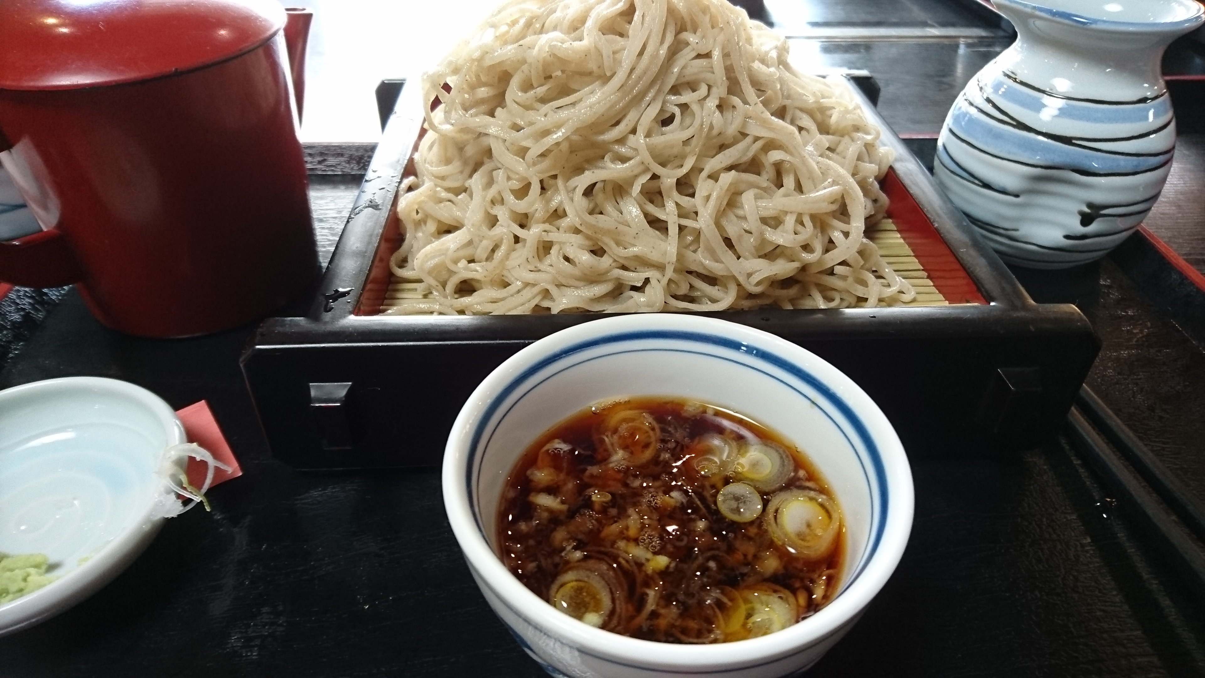 ちびすけ 今日は仕事で秩父方面に出張 途中で美味しい手打ち蕎麦を食べた 秩父 市寺尾という場所にある本家原 古民家を改造した店舗で 庭に鉱泉を沸かした足湯のサービスもあった 今日は入らず 本家原 T Co Xbo5ha8kfb Twitter