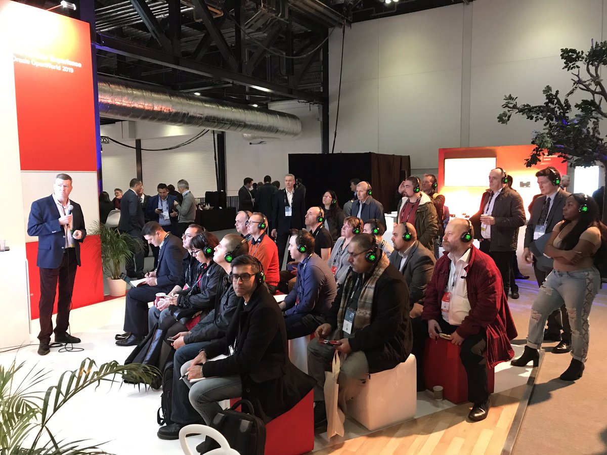ValerieGLamb's tweet image. #oowlon #oraclemea @oraclepartners @oracleemeaps @oracleopenworld Dain has been successful this morning congrats !