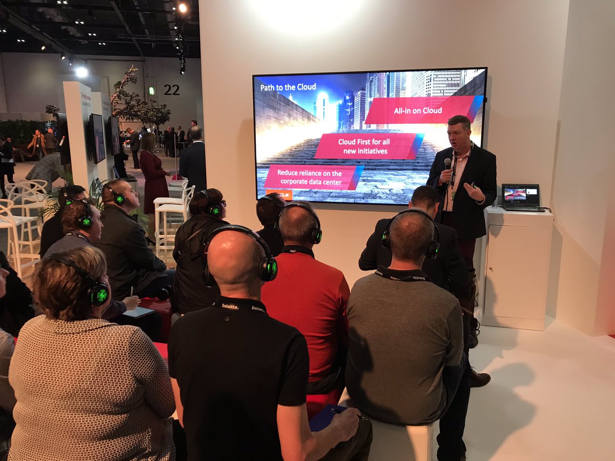 ValerieGLamb's tweet image. #oowlon #oraclemea @oraclepartners @oracleemeaps @oracleopenworld Dain has been successful this morning congrats !