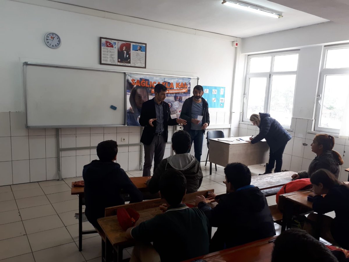 AntalyaSayad's tweet photo. Tekeli ekibi ve Akademi birimi okullarından Demirgül ortaokulu pdr çalışmamızdan görüntüler #Saglıcaklakal https://t.co/iW1GH99Wlg