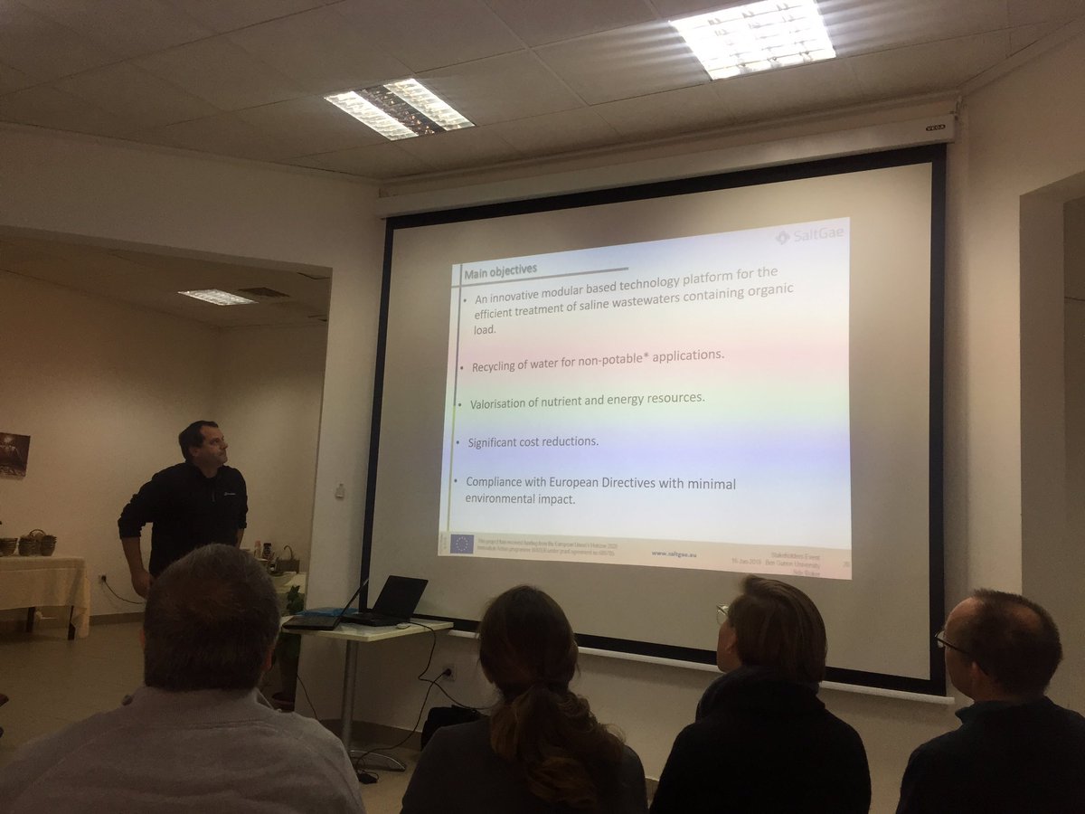 Dr. Yair Kohn explaining Arava Demo Site in the II Stakeholders Meeting of #H2020 🇪🇺 <a href="/SaltGae_Project/">SaltGae Project</a> !