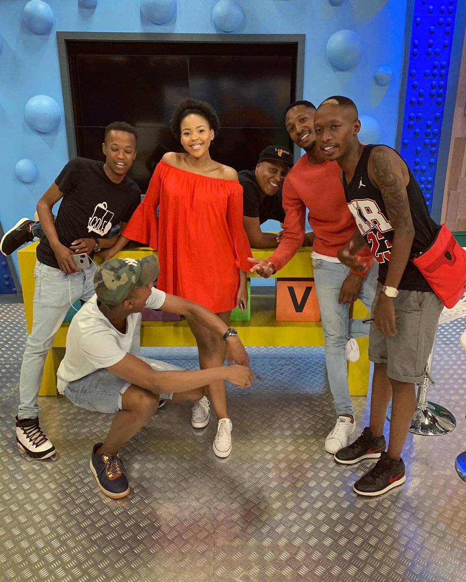 YotvLive's tweet photo. @entlebizana was truly a rose amongst the thorns today. Thank you for vibing with us.๐ #YoGames #GamingWednesday https://t.co/XxAwN9qlvQ