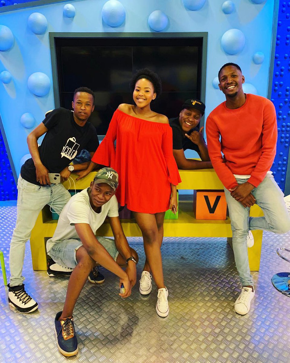 YotvLive's tweet photo. @entlebizana was truly a rose amongst the thorns today. Thank you for vibing with us.๐ #YoGames #GamingWednesday https://t.co/XxAwN9qlvQ