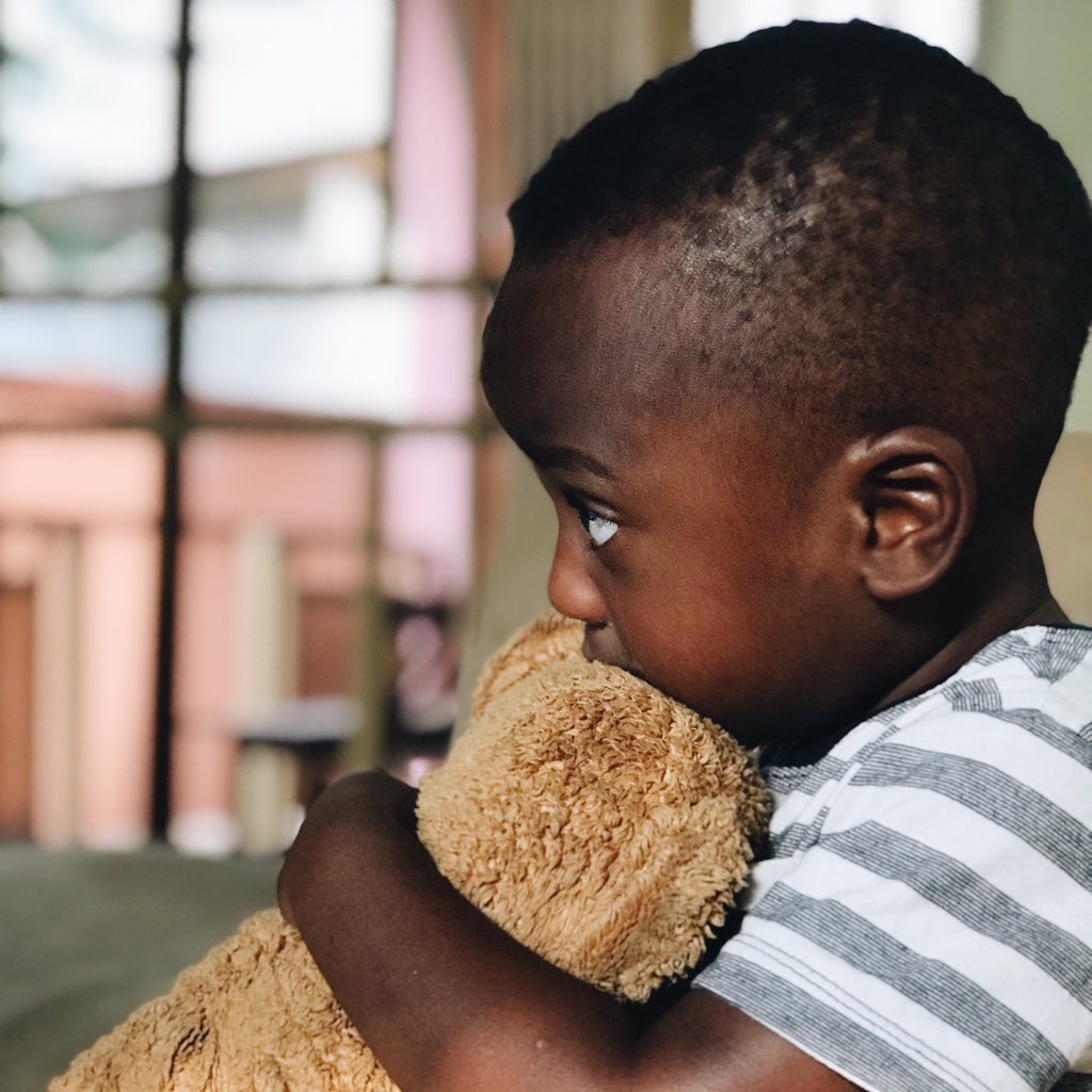 clarkmoran's tweet photo. WAITING FOR MAMA
@kimberleemoran is on her way to see us and we’ll have a few days together before I return to Canada. We’re praying and believing that our next “reunion” will be at #YVR ... where we’ll FINALLY be ALL at home together!
#bringinghomeayo #ayosarmy https://t.co/mM3JzTv3h1