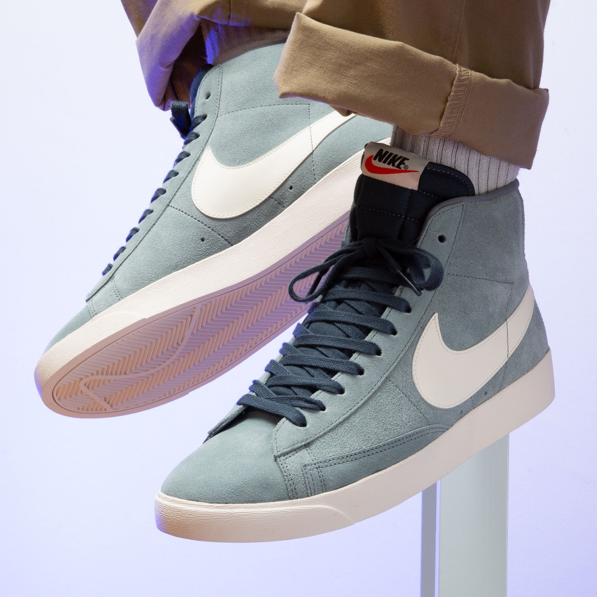nike w blazer mid vintage suede