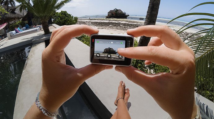 BestElectro4's tweet photo. '@GoPro HERO7
For More Information👉https://t.co/1TRBOkWAya📹
.
#computer #earphone #Phone #camera #cameraHD #Tablet #netbook #helmetheadphones #smartphone #battery #onlineshop #shoppingonline #newoffers #freedelivey #buyonline #onlineshopping #bestprice #onlinebuy #cellphone https://t.co/cdVY9GpAcb