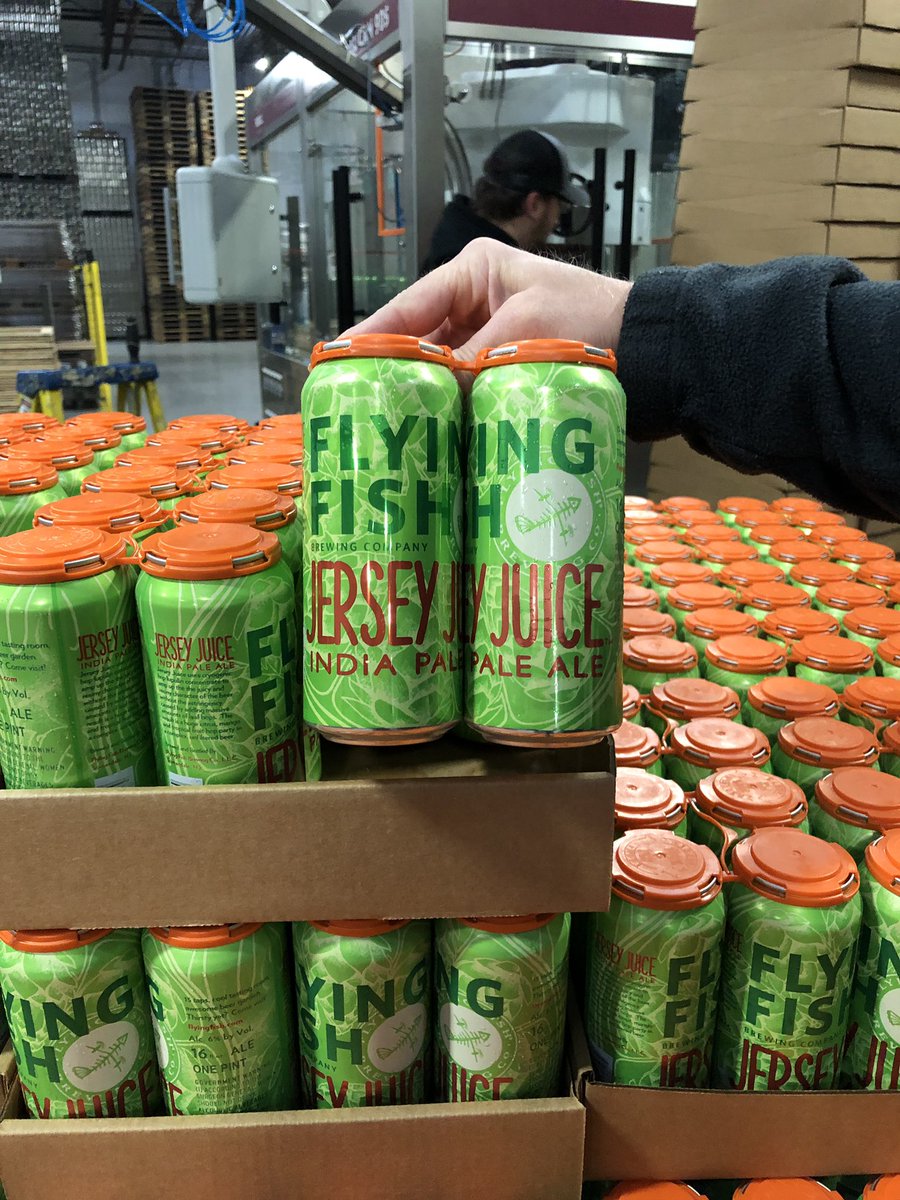 flyingfishbrew's tweet photo. Fresh Juice coming off the canning line and landing in our tasting room for take out today. Stop in between 3-9 pm to grab some. #jerseyjuice #craftbeer #flyingfishbrewery https://t.co/IkynD3ywvw