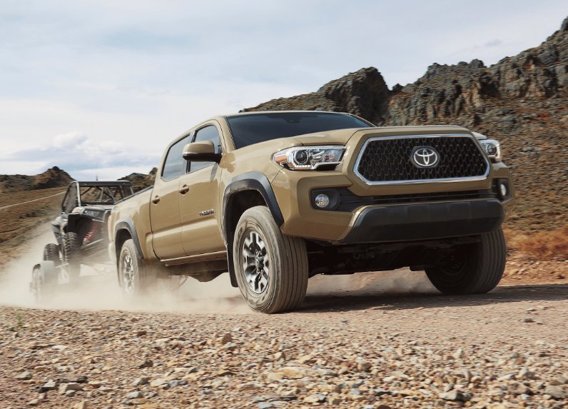 Powered by an available 3.5L V6 direct-injection engine, the 2019 Toyota Tacoma offers performance and efficiency on every drive. goo.gl/5GKHSh