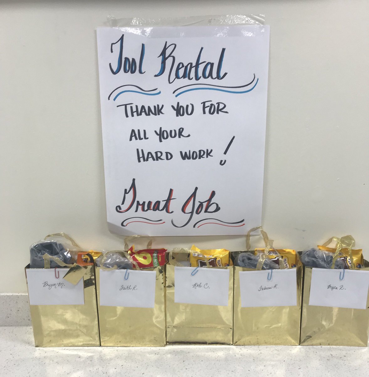 mcastro008_mc's tweet photo. Store #6988 Tool Rental Associate Appreciation Event!
Getting ready to give out their gift bags. 🎁 @jreed4401 @LMcmilian @Amandajake12 #TRWD220 @CitabearTX https://t.co/3gK5d3sffD