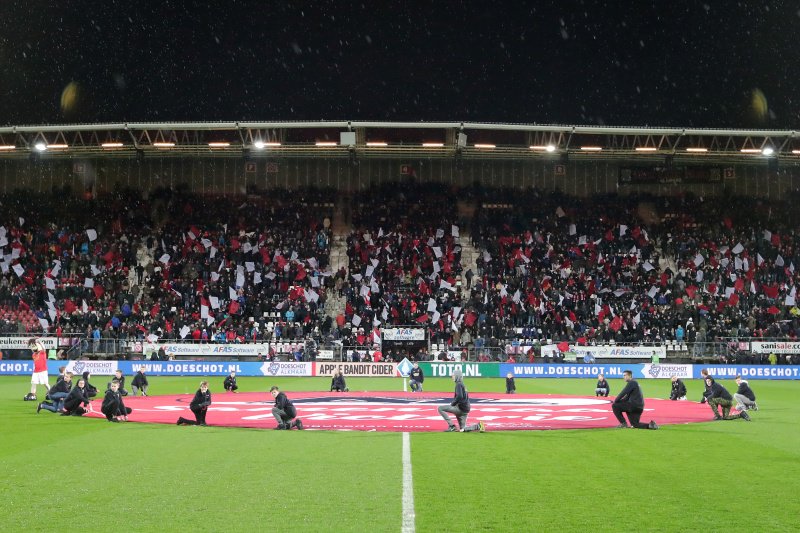 AZAlkmaar's tweet photo. 🎟️ Tickets

🛒 AZ - FC Utrecht is bijna uitverkocht! Dus wil jij de hervatting van de Eredivisie niet missen, bestel dan nog snel jouw kaarten via: https://t.co/ehMCcMNisT

#azutr #Eredivisie https://t.co/eTYHAIkhfw