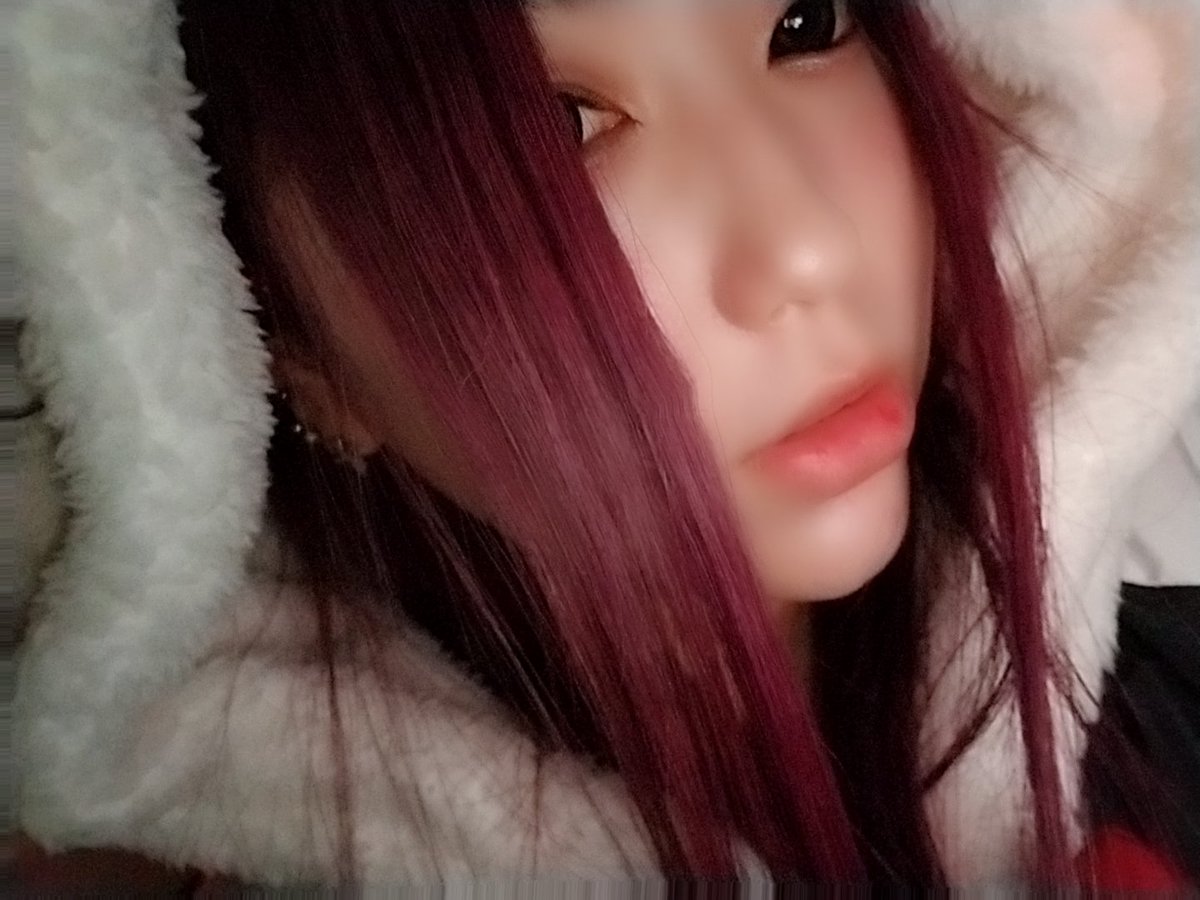 gm_0852's tweet photo. 髪の毛の色がころころ変わるめんへらばばあです👵
久々タグやりますんで絡んでくだされ🙏
#メンヘラさんとつながりたい #メンヘラ女子 #かまってほしい #寂しがり屋 #バンギャさんギャ男さんと繋がりたい #雰囲気嫌いじゃないよって人いいね #雰囲気嫌いじゃないよってひとRT https://t.co/gtCxvSsVv4